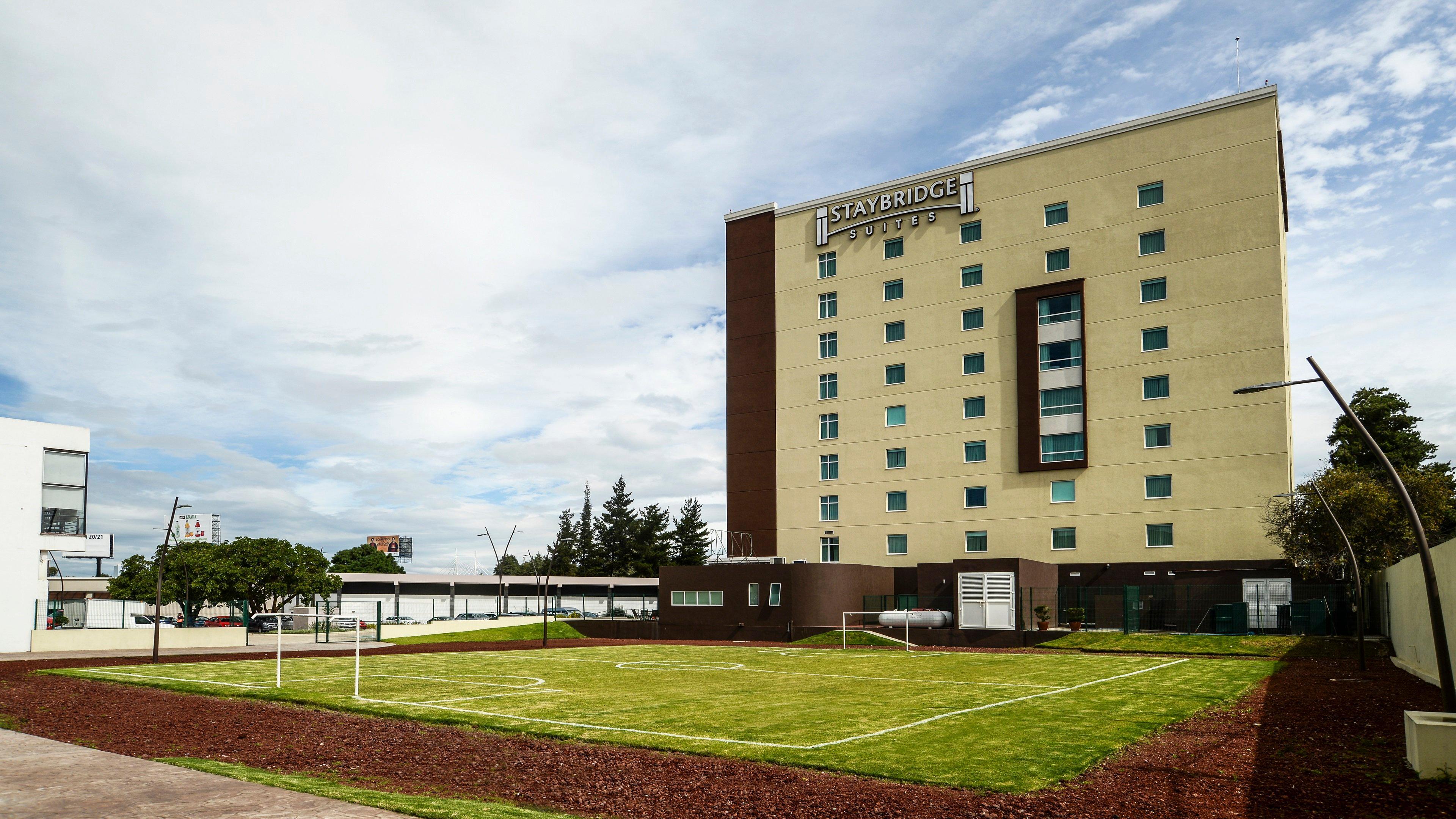 สเตย์บริดจ์ สวีท ปวยบลา Hotel ภายนอก รูปภาพ